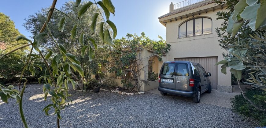 Spain villa in Cartagena on a large plot 6560 sqm, quiet area SVM718630
