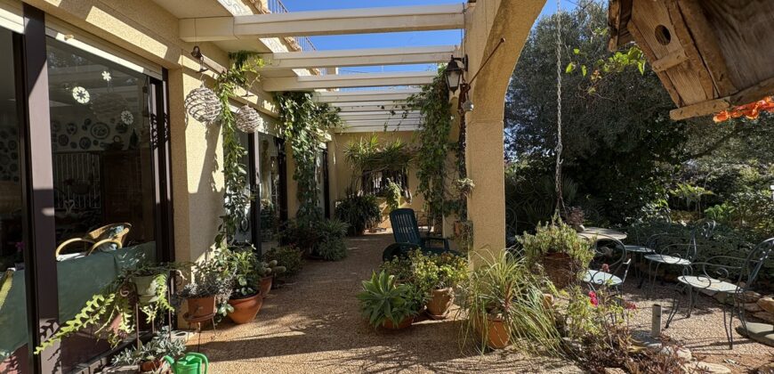 Spain villa in Cartagena on a large plot 6560 sqm, quiet area SVM718630