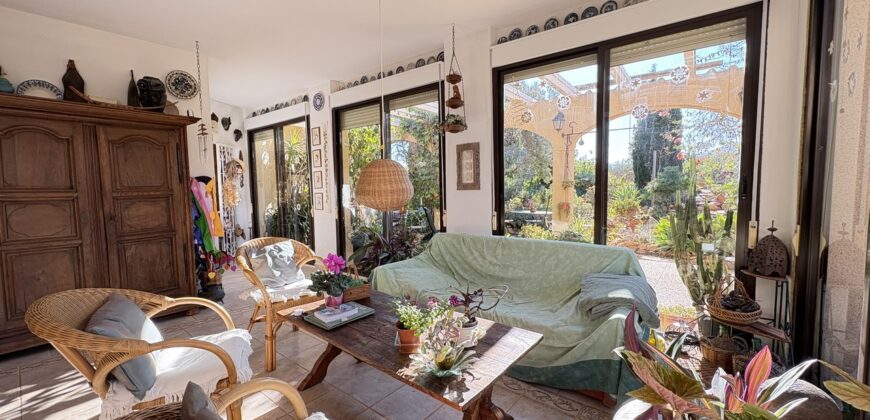 Spain villa in Cartagena on a large plot 6560 sqm, quiet area SVM718630