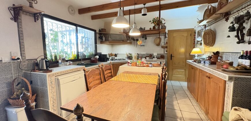 Spain villa in Cartagena on a large plot 6560 sqm, quiet area SVM718630