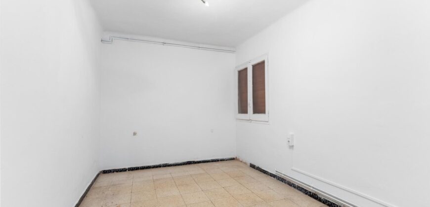 Spain Get your residency! apartment with 50 sqm terrace in Barcelona PR-00301