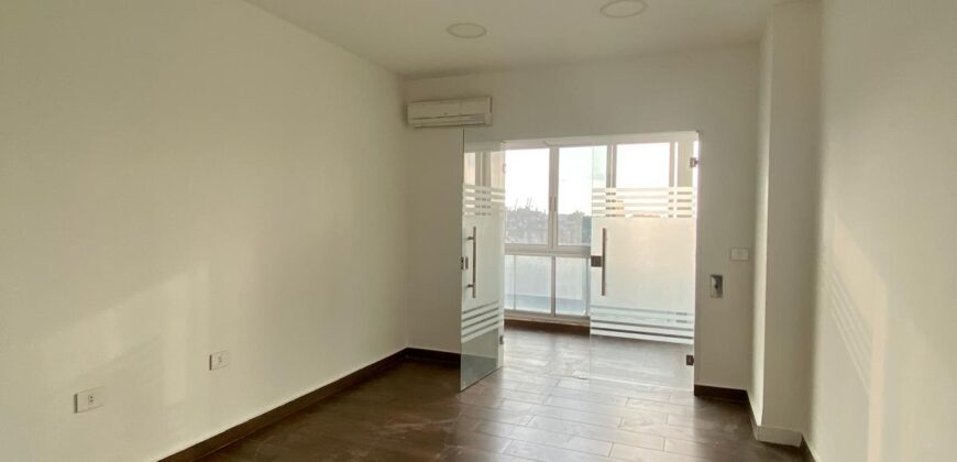 Jdeideh spacious office 290 sqm for sale prime location Ref#6482