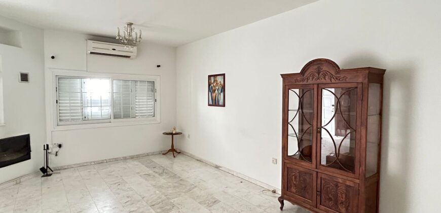 Amazing 3-Floor House in the Heart of Larnaca – Prime Investment Opportunity 0080