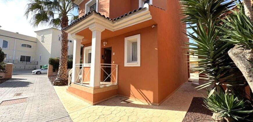 Spain Murcia Get your residency! villa 2 floors in a gated community SVM720712