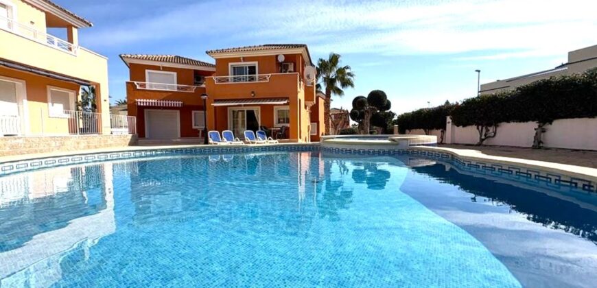 Spain Murcia Get your residency! villa 2 floors in a gated community SVM720712