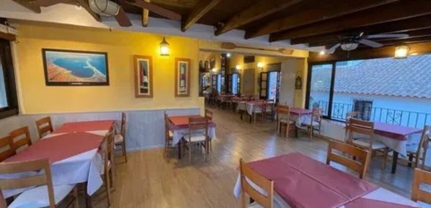 Spain equipped pizzeria with 2 terraces, exceptional location RML-02488