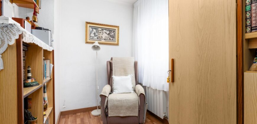 Spain Barcelona Get your residency! apartment in Badalona PR-00304