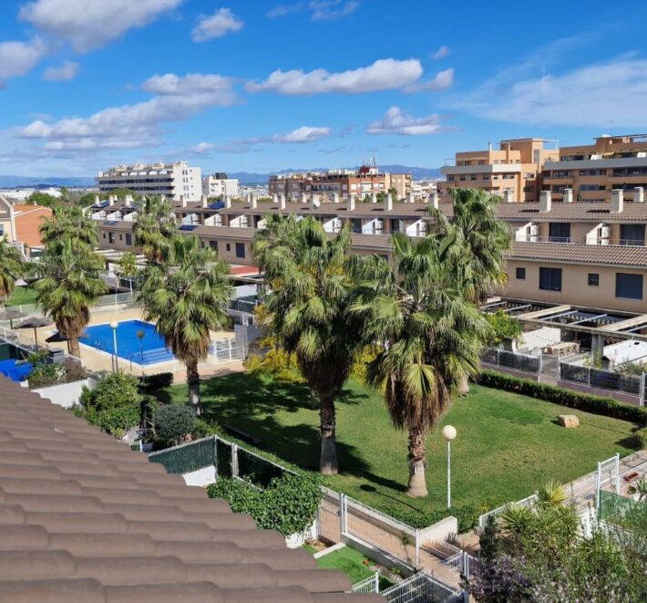 Spain Valencia Get your residency! townhouse in a residential complex 006445