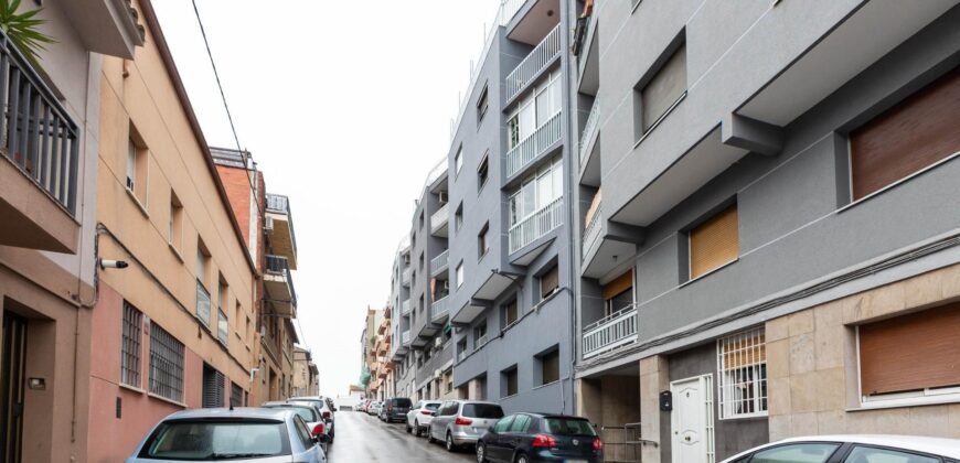 Spain Barcelona get your residency! apartment in a nice location PR-00305