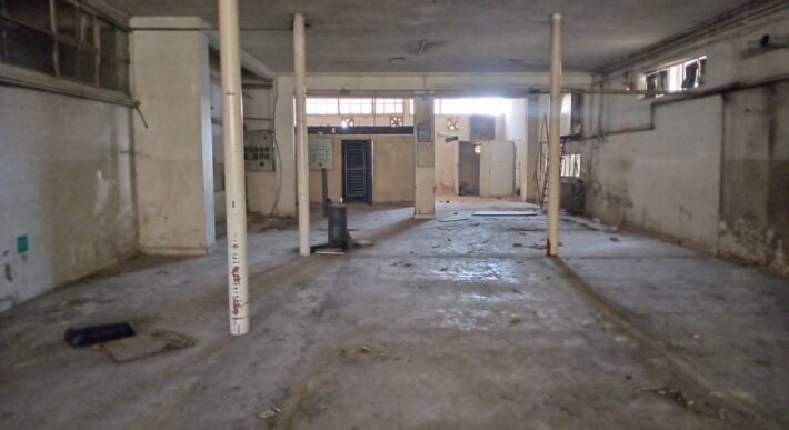 Spacious Ground-Floor Warehouse for Rent on Zahle Highway #6519