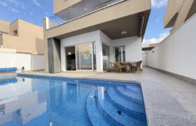 Spain Get your residency! Newly built luxury villa few meters from beach SVM724664