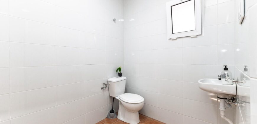 Spain Get your residency! house in a quiet area with terrace 006495