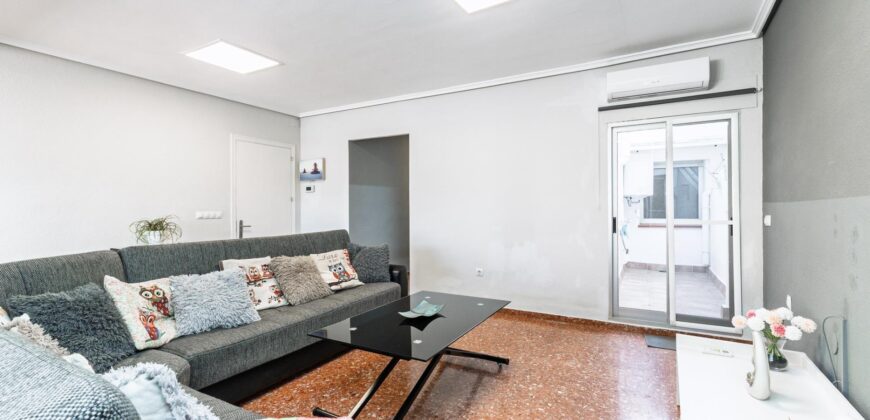 Spain Get your residency! house in a quiet area with terrace 006495