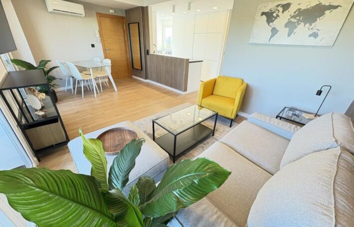 Spain Get your residency! Beautifully renovated apartment + terrace SVM728933