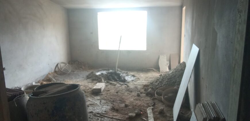Unfinished Roof Apartment 165 sqm for sale in New Chtoura #6559
