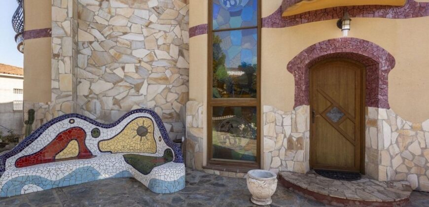 Spain Get your residency! Individual villa in a quiet area PR-00308