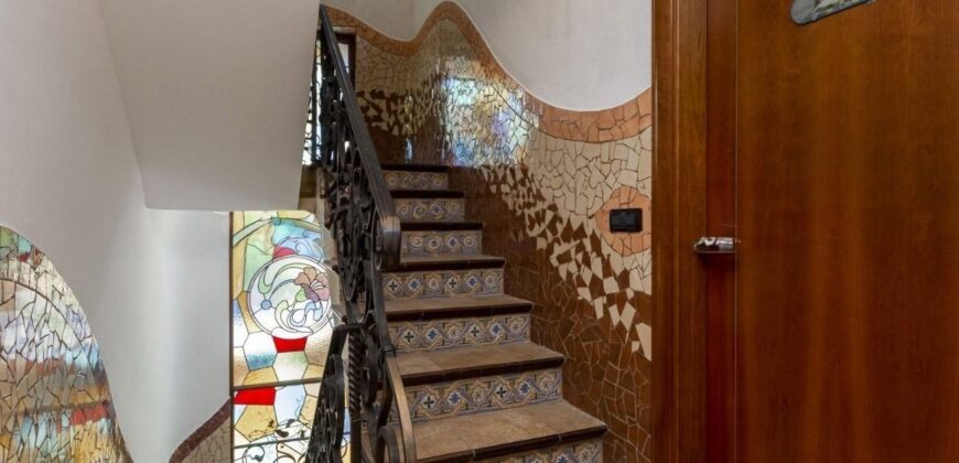 Spain Get your residency! Individual villa in a quiet area PR-00308