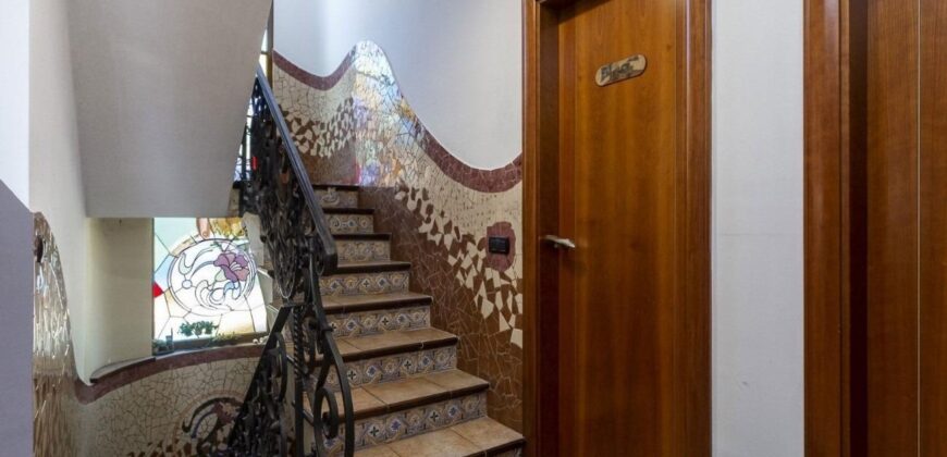 Spain Get your residency! Individual villa in a quiet area PR-00308
