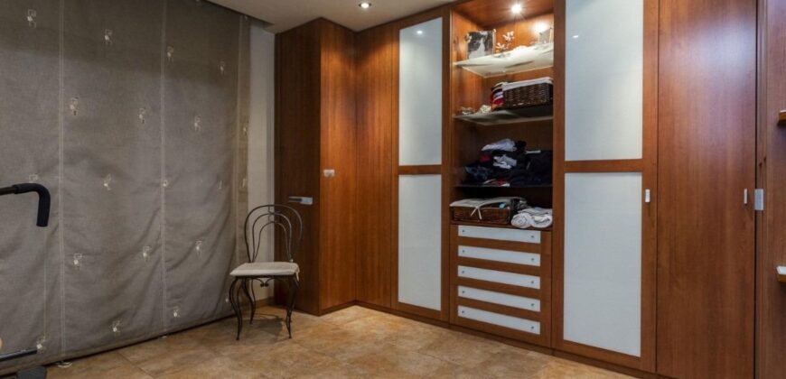 Spain Get your residency! Individual villa in a quiet area PR-00308