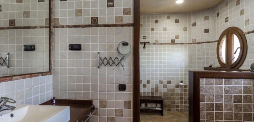 Spain Get your residency! Individual villa in a quiet area PR-00308