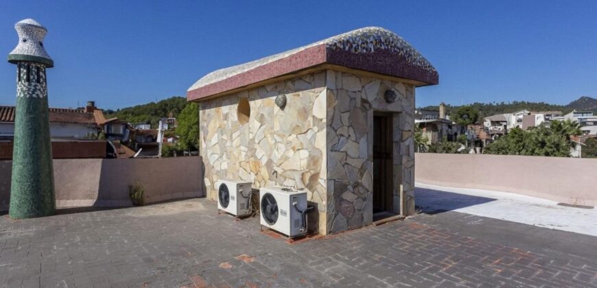 Spain Get your residency! Individual villa in a quiet area PR-00308