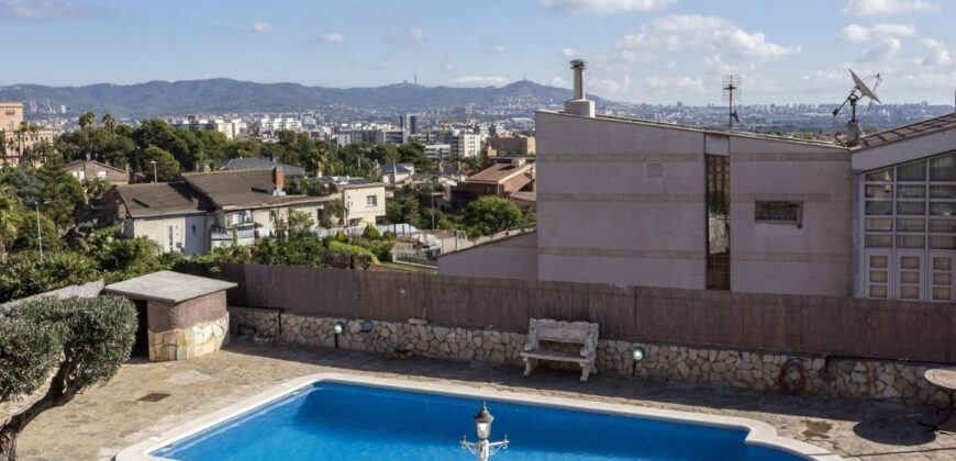 Spain Get your residency! Individual villa in a quiet area PR-00308