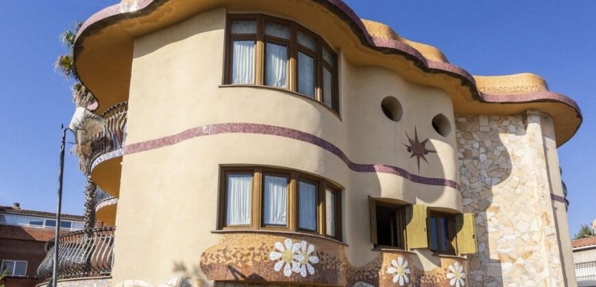 Spain Get your residency! Individual villa in a quiet area PR-00308