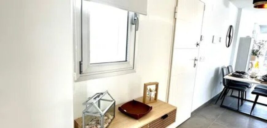 Spain Get your residency! villa with pool in a prestigious location #01001