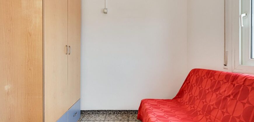 Spain Barcelona Get your residency! apartment in a prime location PR-00319