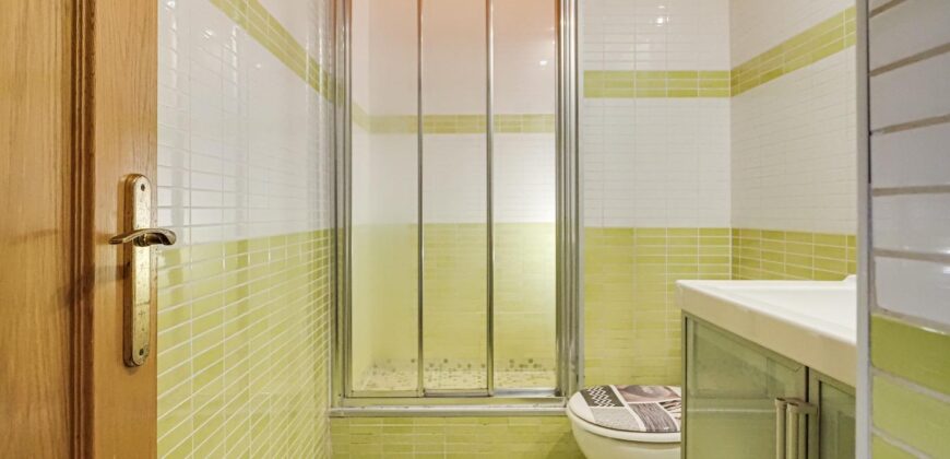 Spain Barcelona Get your residency! apartment in a prime location PR-00319
