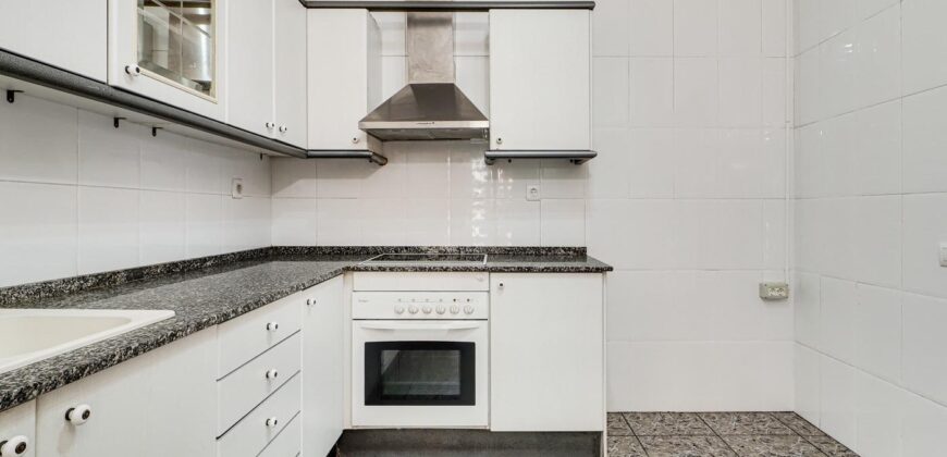 Spain Barcelona Get your residency! apartment in a prime location PR-00319