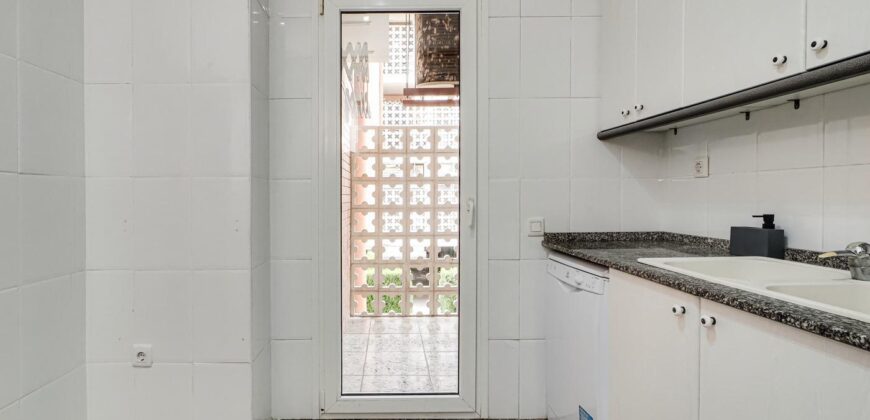 Spain Barcelona Get your residency! apartment in a prime location PR-00319