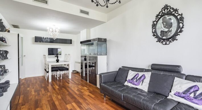 Spain Barcelona Get your residency! apartment prime location PR-00329