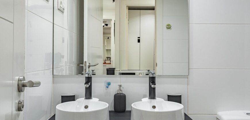 Spain Barcelona Get your residency! apartment prime location PR-00329