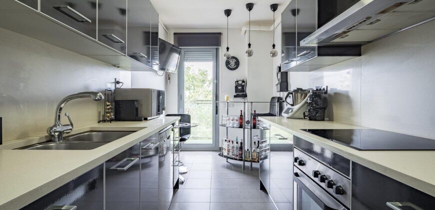Spain Barcelona Get your residency! apartment prime location PR-00329