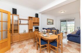 Spain Get your residency! detached house in a great location 006575