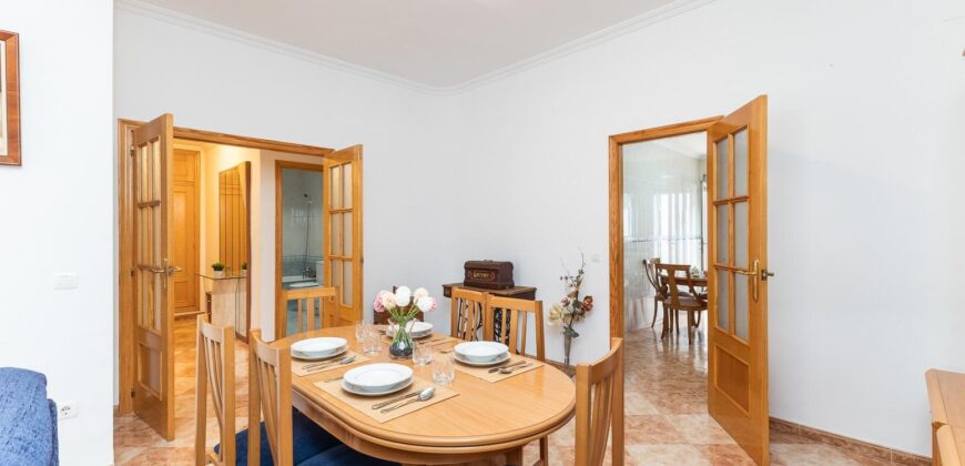 Spain Get your residency! detached house in a great location 006575