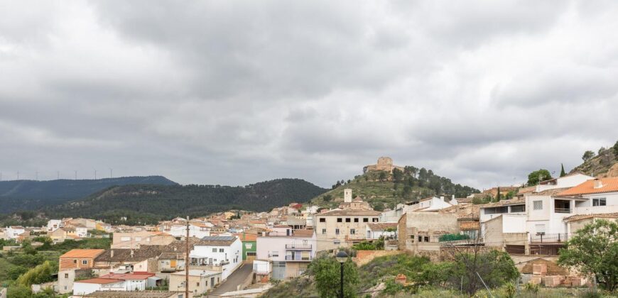 Spain Get your residency! detached house in a great location 006575