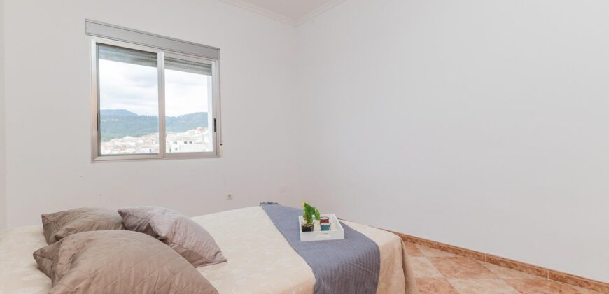 Spain Get your residency! detached house in a great location 006575
