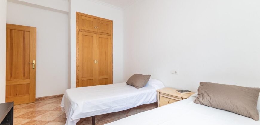 Spain Get your residency! detached house in a great location 006575