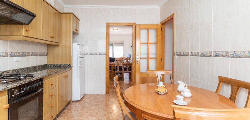 Spain Get your residency! detached house in a great location 006575