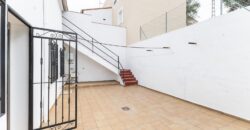 Spain Get your residency! detached house in a great location 006575