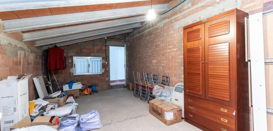 Spain Get your residency! detached house in a great location 006575