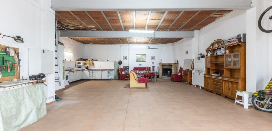 Spain Get your residency! detached house in a great location 006575