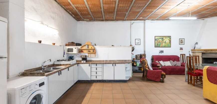 Spain Get your residency! detached house in a great location 006575