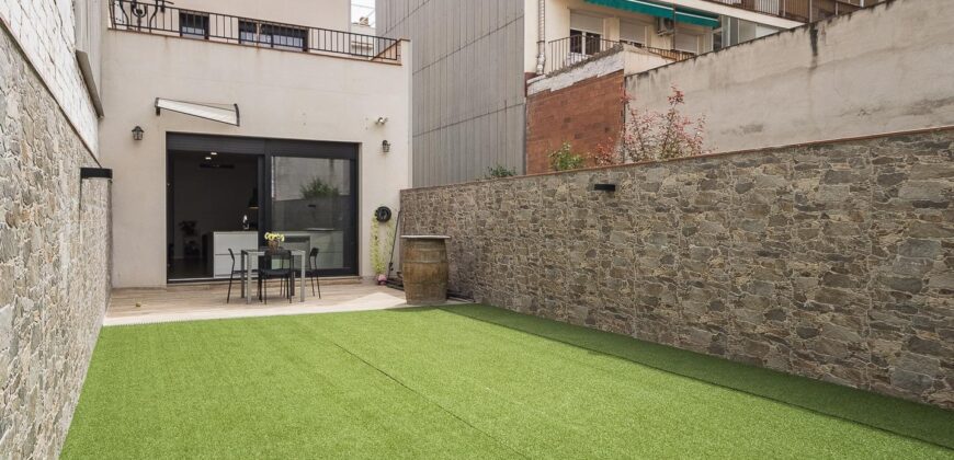 Spain Get your residency! semi-detached house in the heart of Terrassa PR-00321