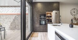 Spain Get your residency! semi-detached house in the heart of Terrassa PR-00321