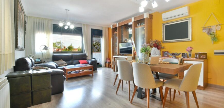 Spain Barcelona Get your residency! luxury house prime location PR-00325