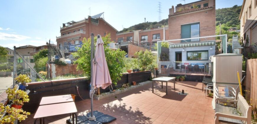 Spain Barcelona Get your residency! luxury house prime location PR-00325