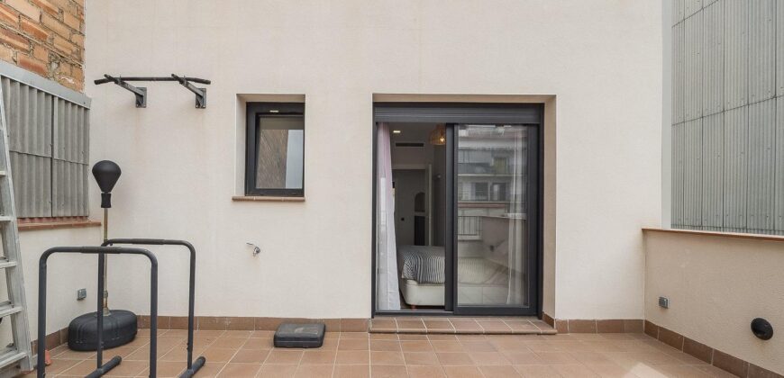Spain Get your residency! semi-detached house in the heart of Terrassa PR-00321